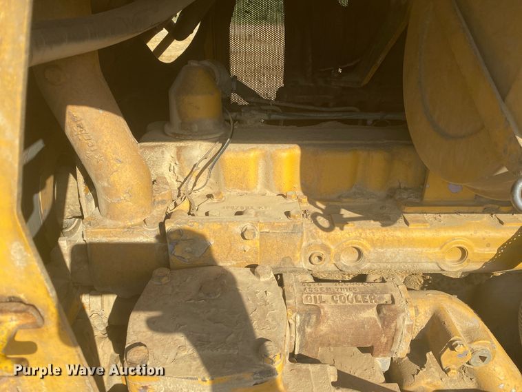 image for item DK6270 1980 Caterpillar D6D  dozer