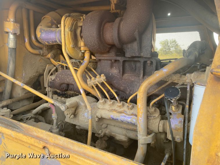 image for item DK6270 1980 Caterpillar D6D  dozer