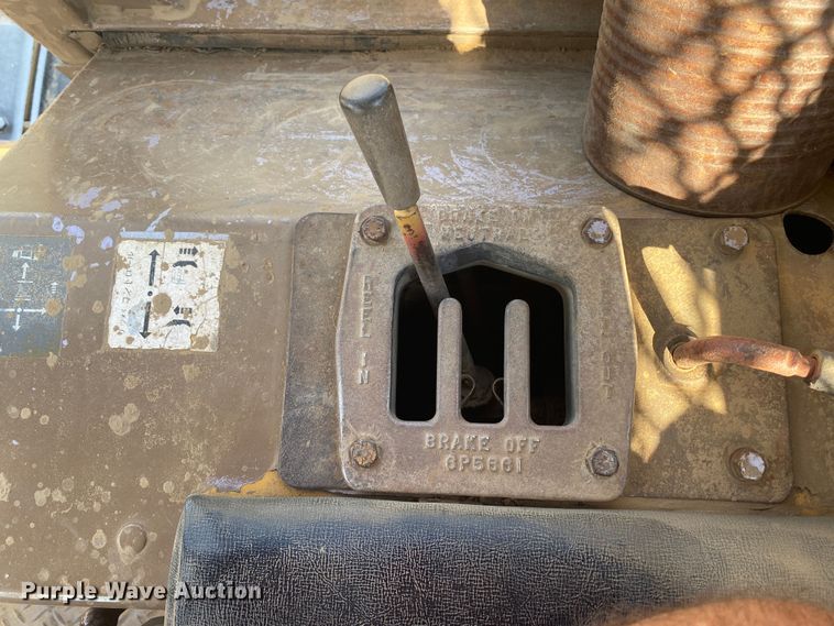 image for item DK6270 1980 Caterpillar D6D  dozer