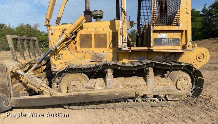 image for item DK6270 1980 Caterpillar D6D  dozer