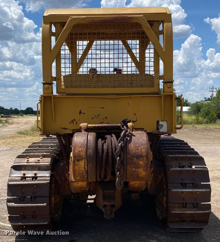 image for item DK6282 1967 Caterpillar D6C  dozer