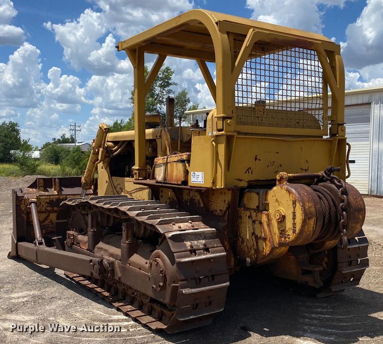 image for item DK6282 1967 Caterpillar D6C  dozer