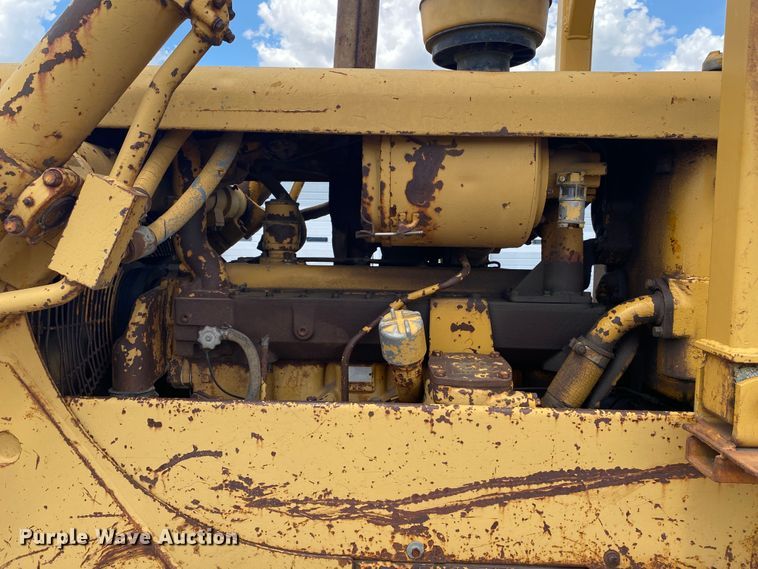 image for item DK6282 1967 Caterpillar D6C  dozer