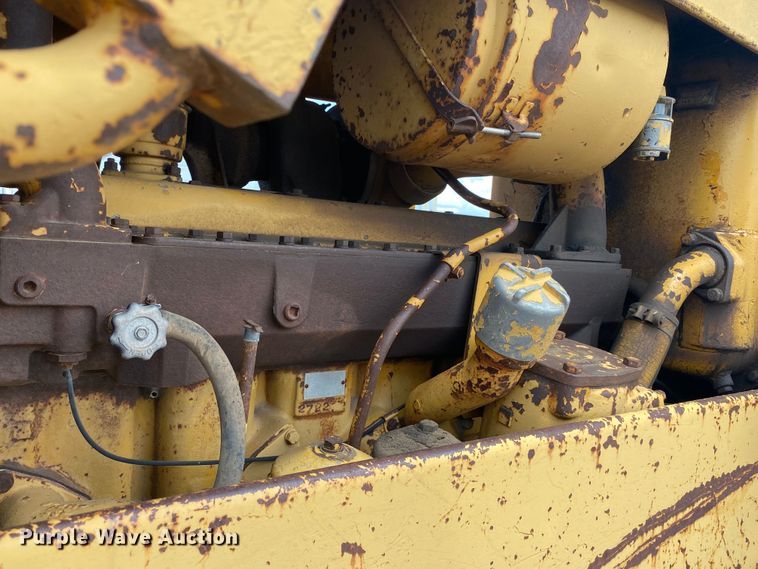 image for item DK6282 1967 Caterpillar D6C  dozer