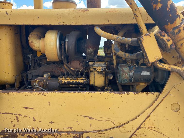 image for item DK6282 1967 Caterpillar D6C  dozer