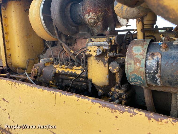 image for item DK6282 1967 Caterpillar D6C  dozer