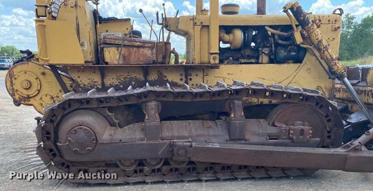 image for item DK6282 1967 Caterpillar D6C  dozer