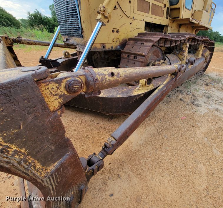 image for item DK6283 1974 Caterpillar D8K  dozer