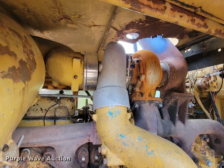 image for item DK6283 1974 Caterpillar D8K  dozer