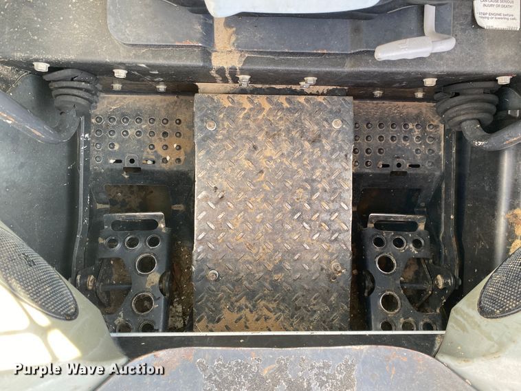 image for item DK6285 2014 Bobcat S530  skid steer loader