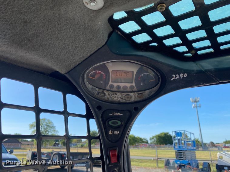 image for item DK6285 2014 Bobcat S530  skid steer loader