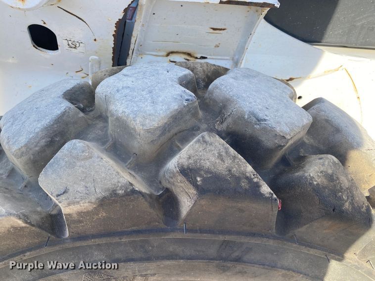 image for item DK6285 2014 Bobcat S530  skid steer loader