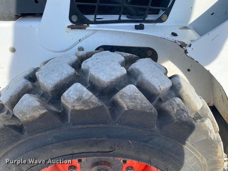 image for item DK6285 2014 Bobcat S530  skid steer loader