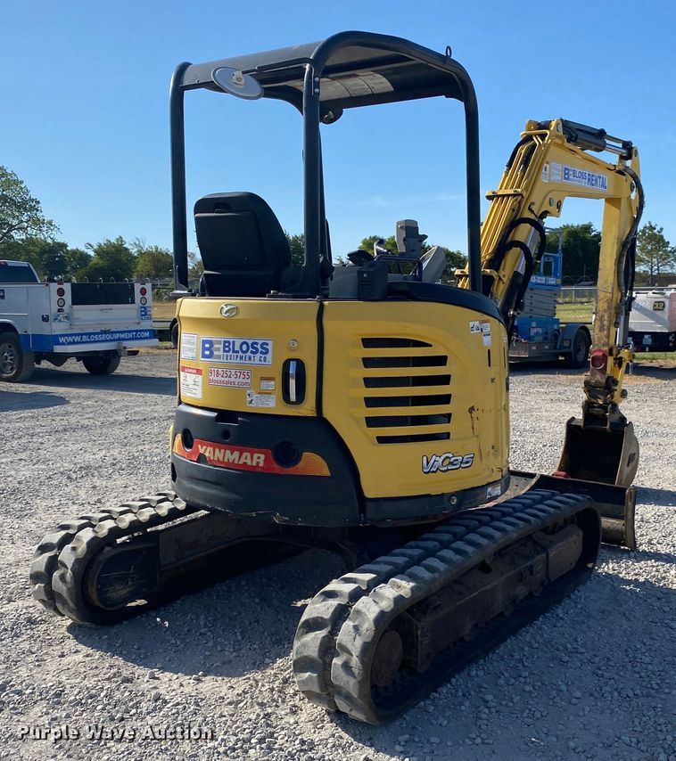 image for item DK6287 2016 Yanmar VI035-6A  mini excavator