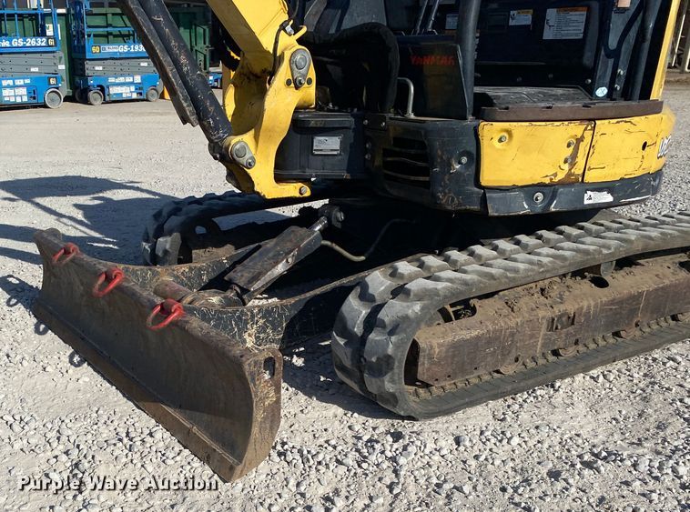 image for item DK6287 2016 Yanmar VI035-6A  mini excavator