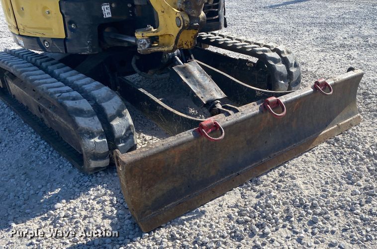 image for item DK6287 2016 Yanmar VI035-6A  mini excavator