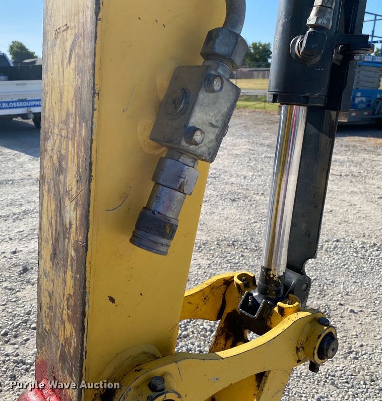 image for item DK6287 2016 Yanmar VI035-6A  mini excavator