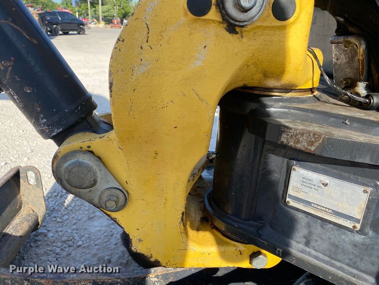 image for item DK6287 2016 Yanmar VI035-6A  mini excavator