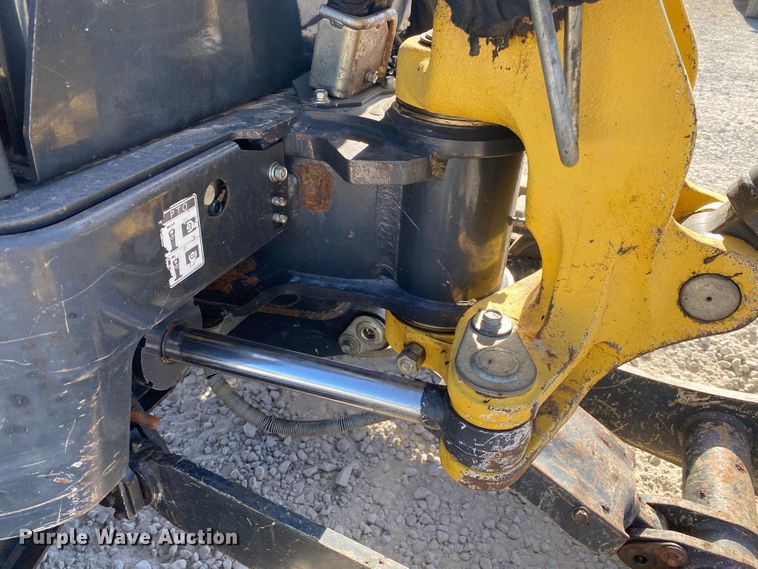 image for item DK6287 2016 Yanmar VI035-6A  mini excavator