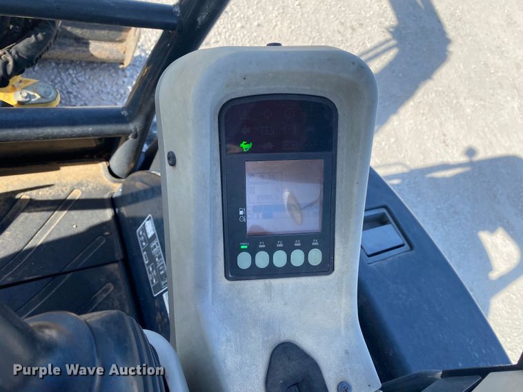 image for item DK6287 2016 Yanmar VI035-6A  mini excavator