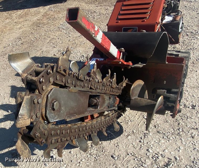 image for item DK6289 2012 Ditch Witch RT16  trencher