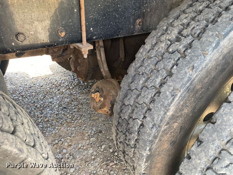 image for item DK6320 2008 Kenworth T800  drilling rig truck