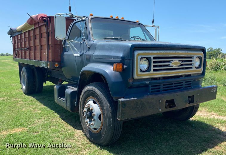 image for item DK6359 1988 Chevrolet C70  grain truck