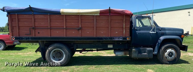 image for item DK6359 1988 Chevrolet C70  grain truck