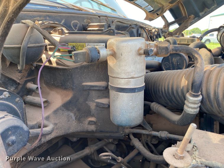 image for item DK6359 1988 Chevrolet C70  grain truck