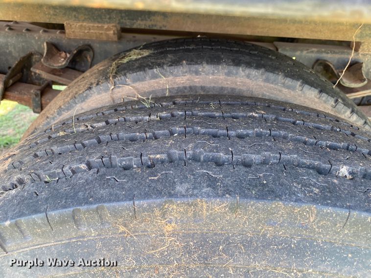 image for item DK6359 1988 Chevrolet C70  grain truck