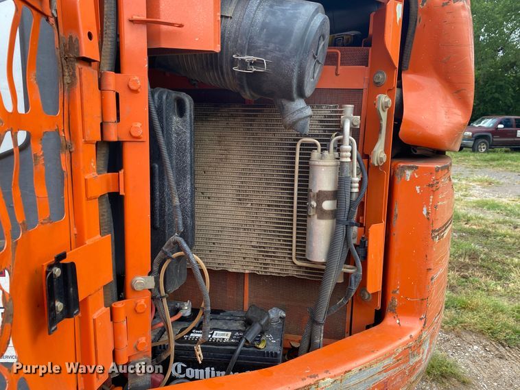 image for item DK6361 2012 Hitachi ZX85USB-3  mini excavator