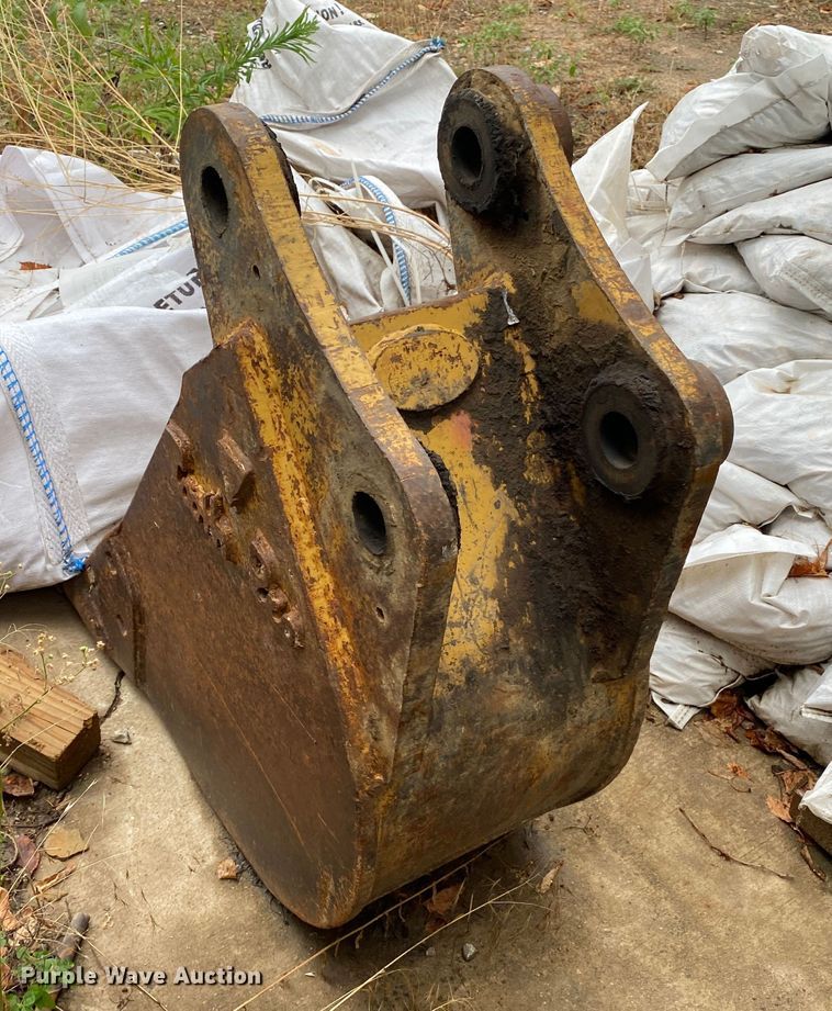 image for item DK6361 2012 Hitachi ZX85USB-3  mini excavator