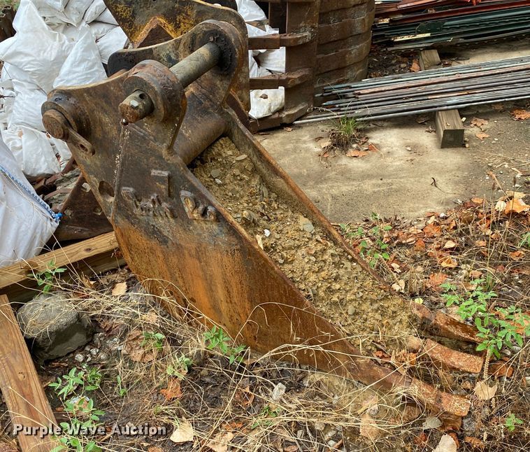 image for item DK6361 2012 Hitachi ZX85USB-3  mini excavator