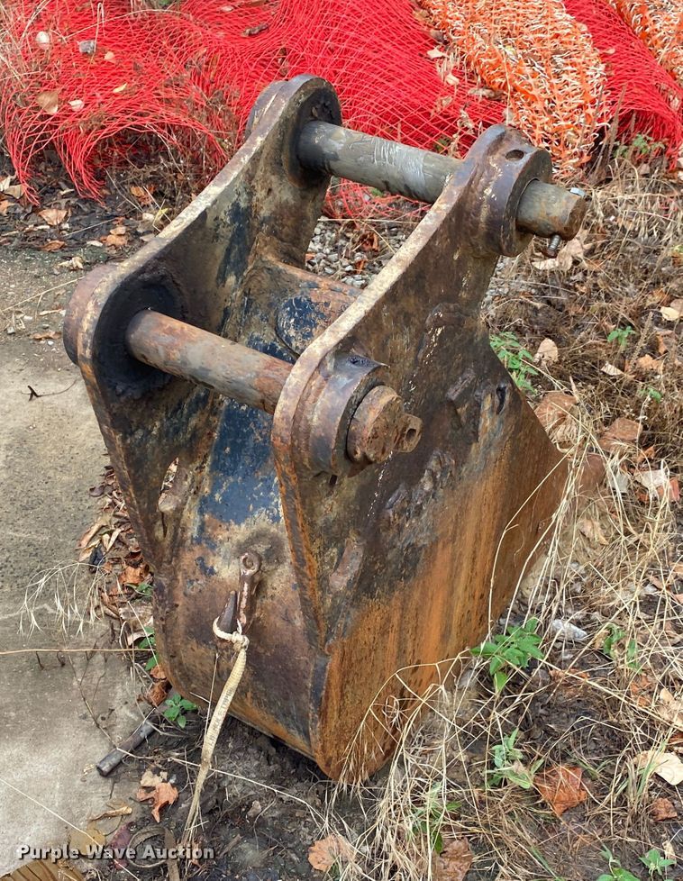 image for item DK6361 2012 Hitachi ZX85USB-3  mini excavator