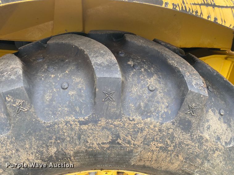 image for item DK6363 2003 Komatsu WB140  backhoe