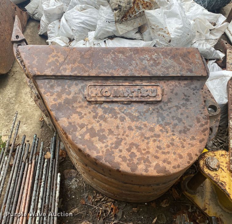 image for item DK6363 2003 Komatsu WB140  backhoe