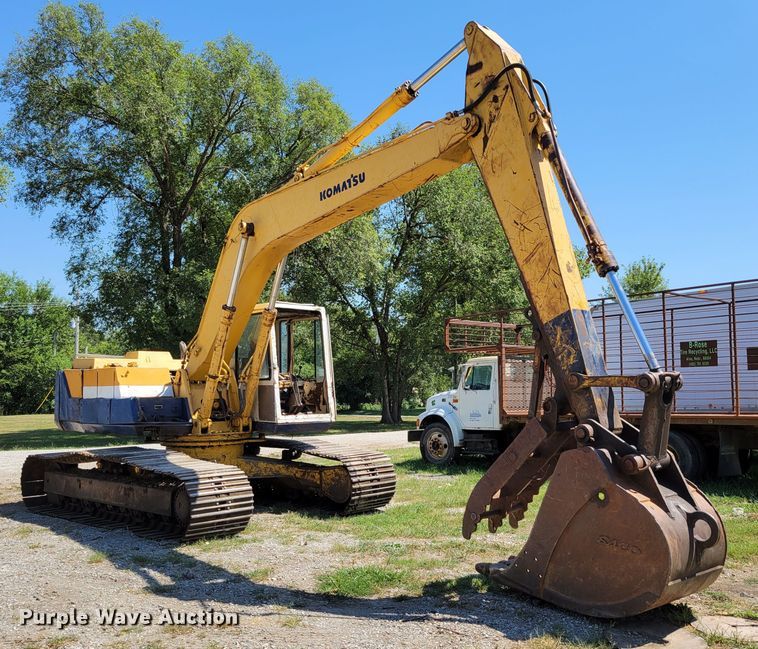 image for item DM2383 Komatsu PC200LC-3  excavator