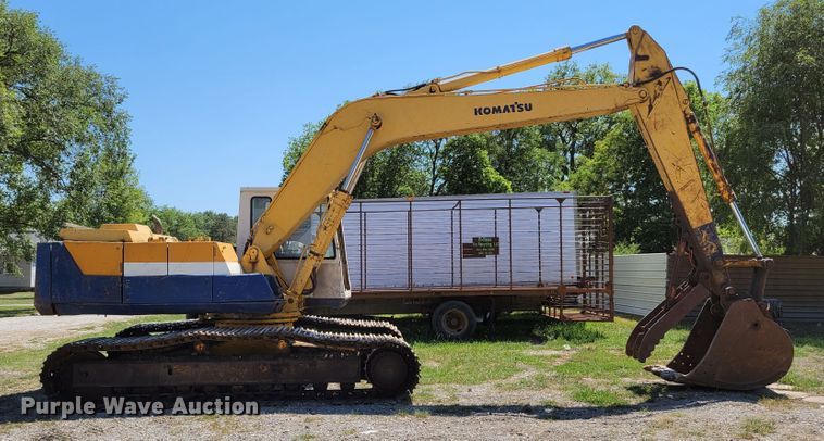 image for item DM2383 Komatsu PC200LC-3  excavator