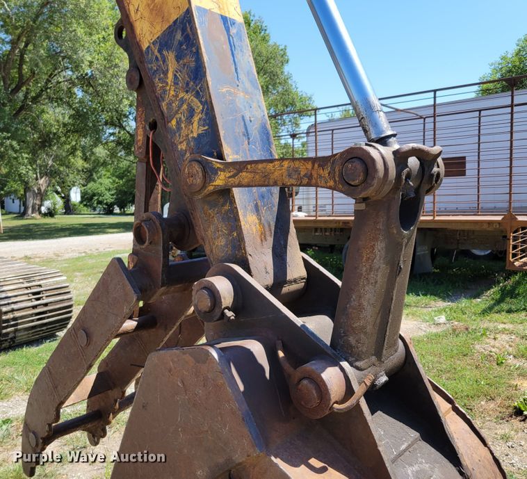 image for item DM2383 Komatsu PC200LC-3  excavator