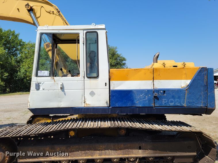 image for item DM2383 Komatsu PC200LC-3  excavator