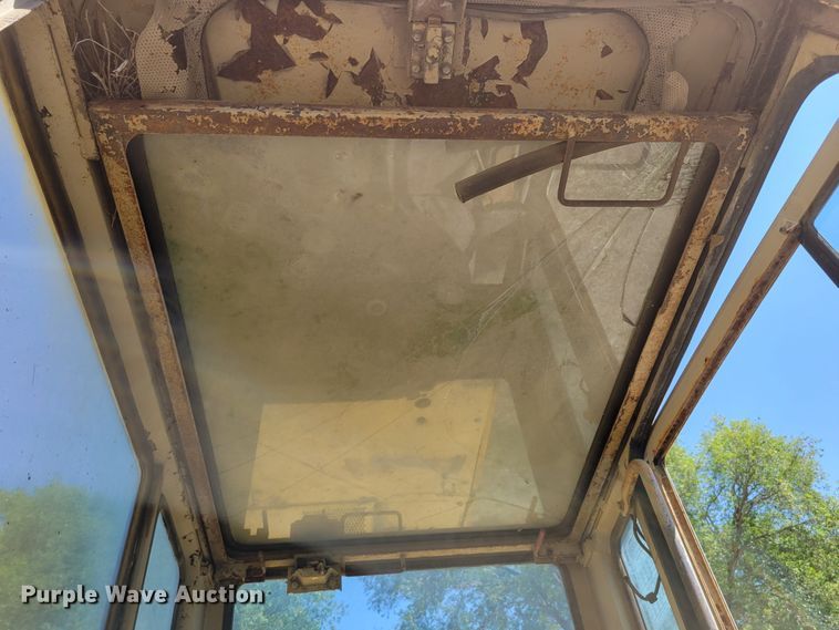 image for item DM2383 Komatsu PC200LC-3  excavator