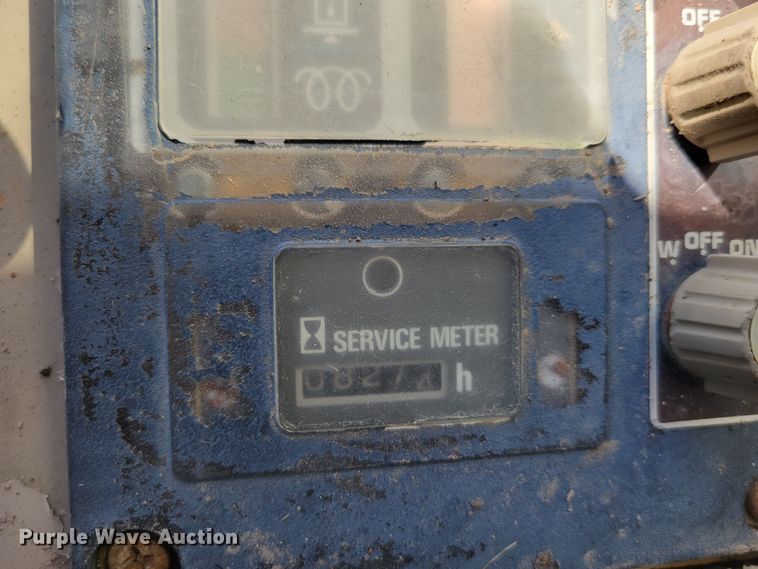 image for item DM2383 Komatsu PC200LC-3  excavator