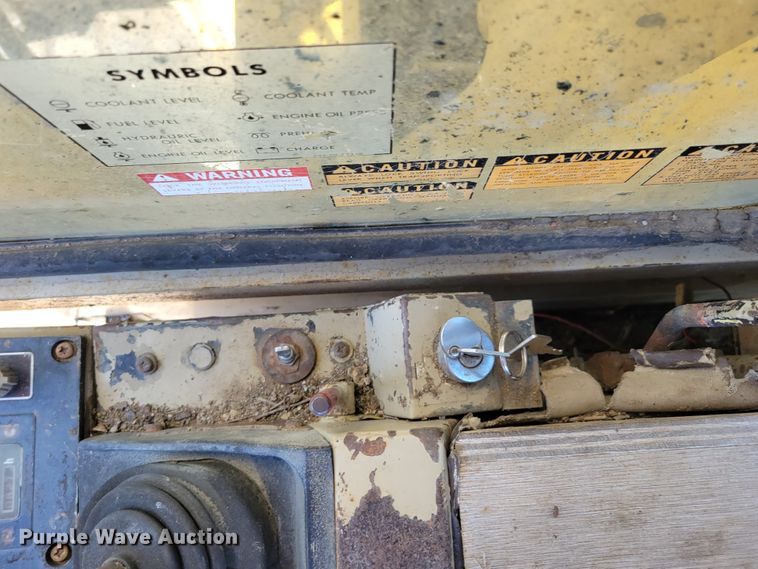 image for item DM2383 Komatsu PC200LC-3  excavator