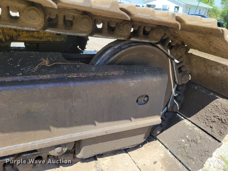 image for item DM2383 Komatsu PC200LC-3  excavator