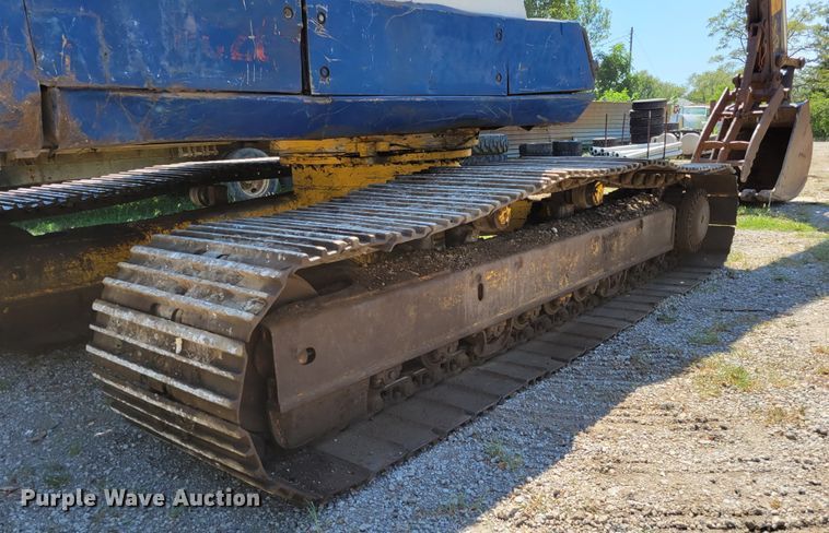 image for item DM2383 Komatsu PC200LC-3  excavator