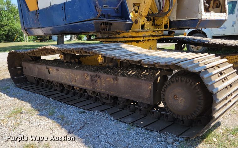 image for item DM2383 Komatsu PC200LC-3  excavator