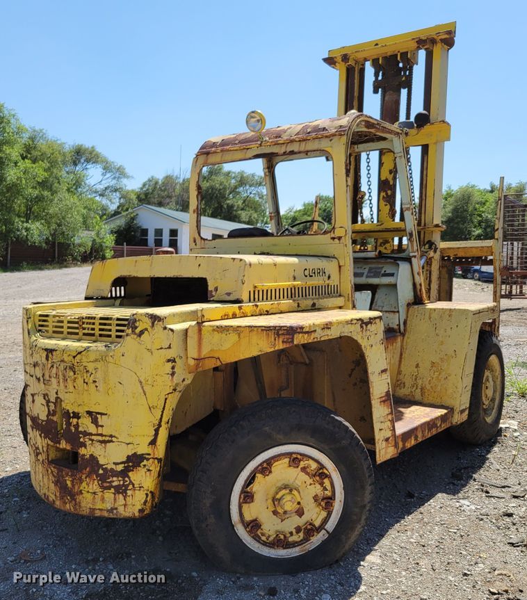 image for item DM2384 Yardlift CHY160B  forklift