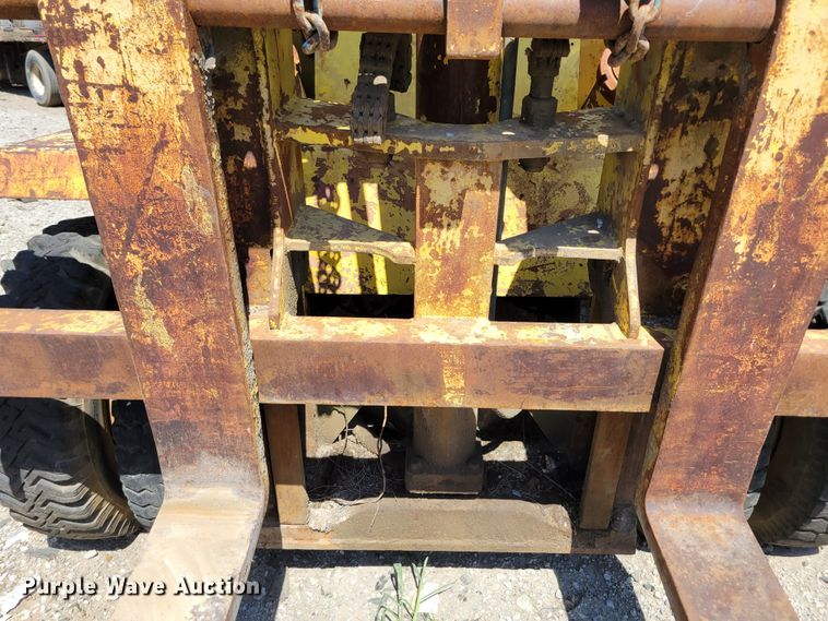 image for item DM2384 Yardlift CHY160B  forklift