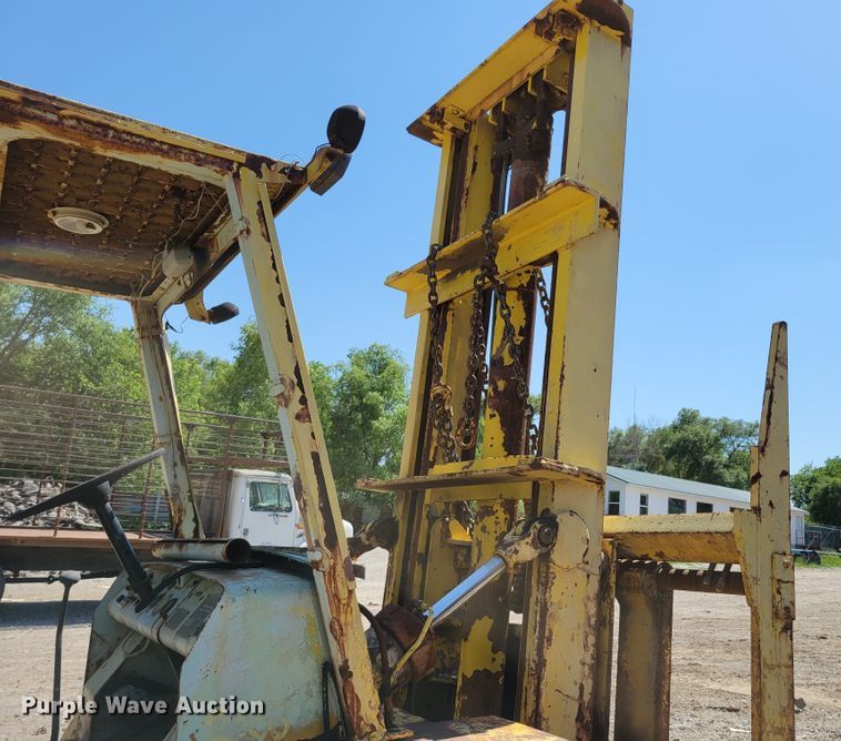 image for item DM2384 Yardlift CHY160B  forklift