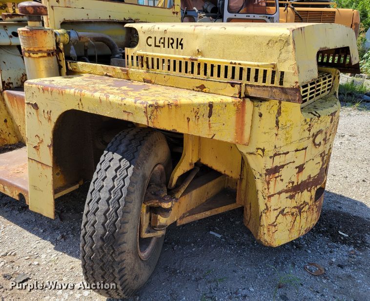 image for item DM2384 Yardlift CHY160B  forklift